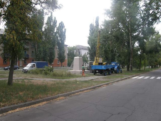 ленин памятник демонтаж рубежное декоммунизация