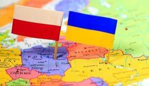 У Польщі ультраправі закликали блокувати вступ України до ЄС через підрозділ "Героїв УПА"