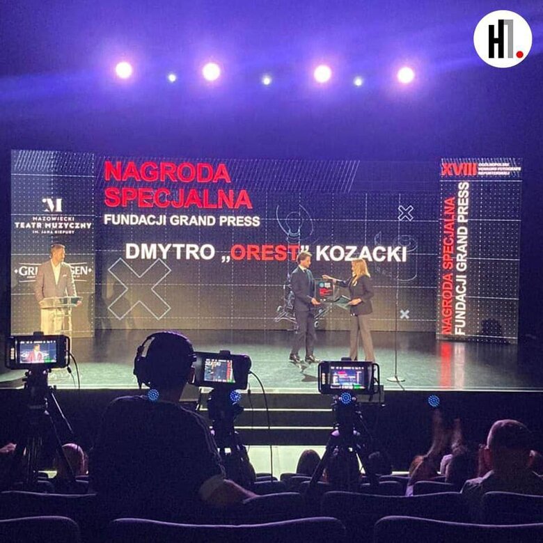Защитнику Мариуполя Оресту присудили награду Grand Press Photo 2022 02