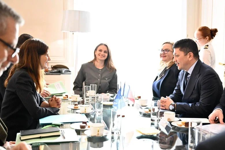 Франція допомагатиме українським ветеранам із реабілітацією та працевлаштуванням