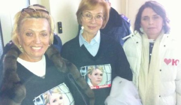 Batkivschyna Women Joined Tymoshenko's Disobedience Act and will Stay with Her