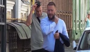 Добкін прибув у Генпрокуратуру. ВІДЕО+ФОТОрепортаж
