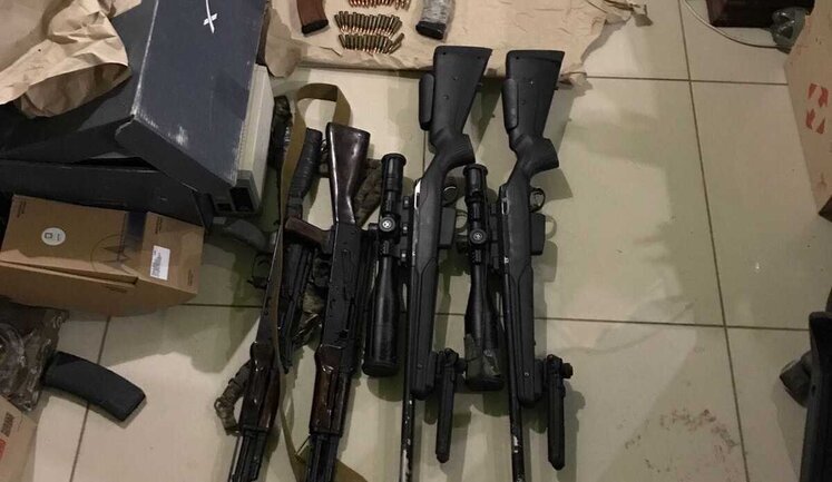 Задержана банда, которая под видом добровольческого формирования совершала разбой на Херсонщине, - Нацполиция. ФОТО