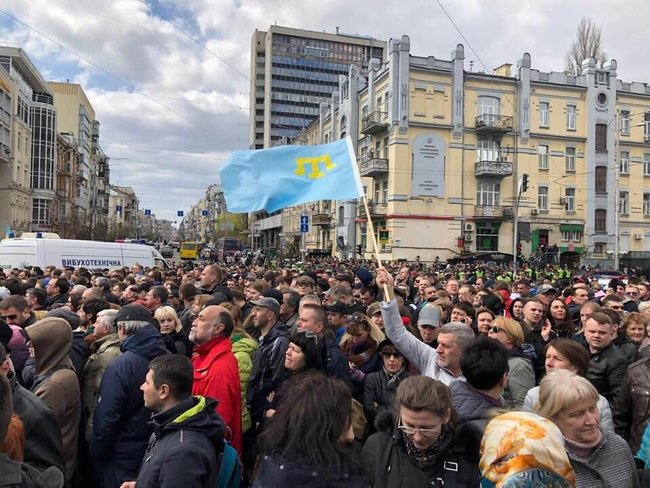 Крымские татары не озлобились. Мы стараемся помогать Украине, - Ахтем Чийгоз 06