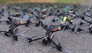 "Кожен українець має зібрати FPV-дрон": Як виготовляють ударні дрони "Дикі Шершні", профінансовані читачами Цензор.НЕТ