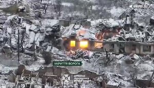 Пограничники уничтожили танк, 10 минометов, орудие, 5 единиц военного транспорта, 2 склада БК Донецкой области.. ВИДЕО