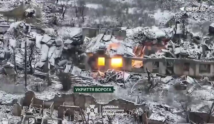 Пограничники уничтожили танк, 10 минометов, орудие, 5 единиц военного транспорта, 2 склада БК Донецкой области.. ВИДЕО