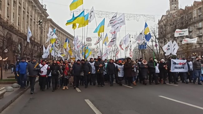 Врятуйте мікробізнес: ФОПи протестують біля стін Верховної Ради 34