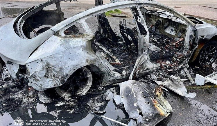 FPV-дрон атаковал Никополь: 11 человек ранены, среди них - ребенок. ФОТО