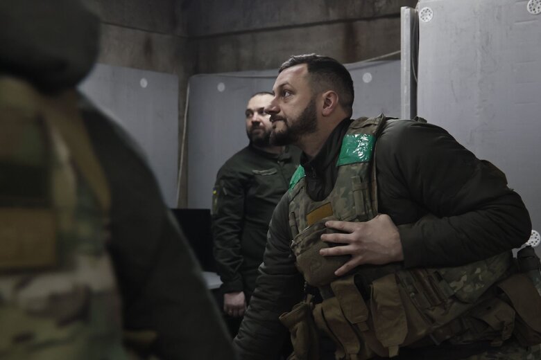 Сырский обсудил с командирами подразделений обстановку на восточном направлении: предоставлены рекомендации по улучшению оперативной ситуации 05