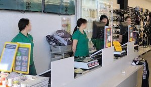 Один бізнес ‒ понад 500 ФОПів: БЕБ викрило схему мінімізації податків на 38 мільйонів у мережі секонд-хенду