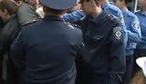 Как харьковская милиция помогала бойцам Кернеса разгонять защитиников парка Горького. ВИДЕО.