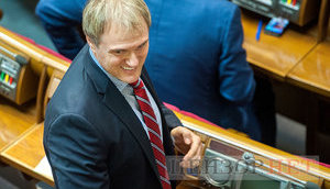 Мелірування Рибчинського, розповідь Мірошниченка Продан і Каплін, що розводить руками, - день роботи ВР 19 червня. ФОТОрепортаж