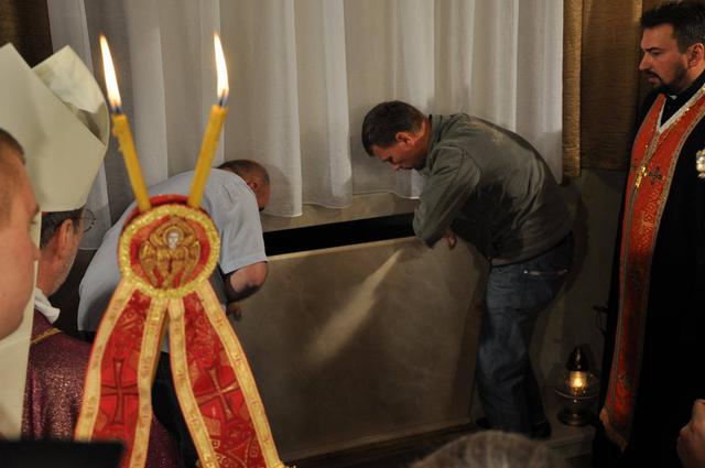 У Києві поховали кардинала УГКЦ Любомира Гузара (оновлено) 17 У Києві поховали кардинала УГКЦ Любомира Гузара (оновлено) 17