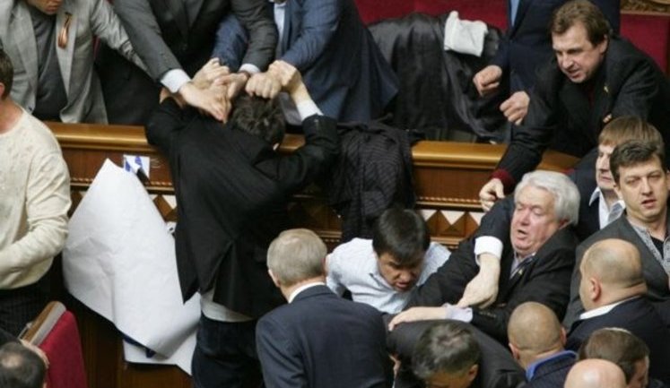 Во время голосования за "харьковские соглашения" были массовые фальсификации, некоторым нардепам предлагали $1-3 млн, - Доний