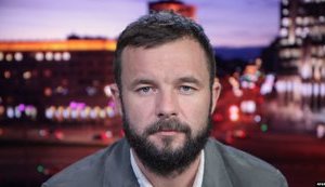 У Білорусі затримали відомого політтехнолога Шклярова