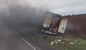 Близько 45 знищених і спалених вантажівок, на російському автошляху Р-280 "Новоросія" окупованими територіями до захопленого українського Криму. ВIДЕО