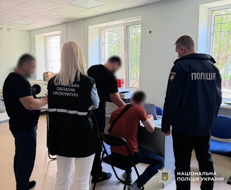 Привласнили майже 5 мільйонів гривень бюджетних коштів на будівництві укриття в Херсоні