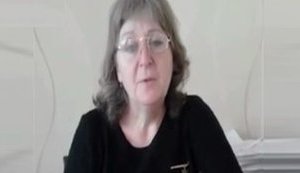"Thank you very much!", - мать осужденного наемника РФ Агеева просит помощи у Меркель, Трампа и Макрона на английском языке. ВИДЕО