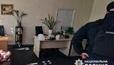 В Киеве мужчина устроил стрельбу в офисе, а после побега совершил самоубийство на мосту