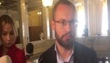 Эта инициатива не будет поддержана. Вероятность нулевая, - и.о. главы регламентного комитета Пинзеник о запрете журналистам работать в кулуарах ВР. ВИДЕО