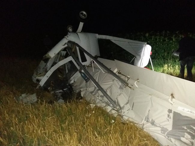 Одномісний літак розбився на Сумщині, пілот загинув 02