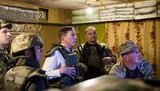 "Мене дуже вразив професіоналізм українських сил", - генерал США Петреус відвідав район проведення ООС. ФОТОрепортаж