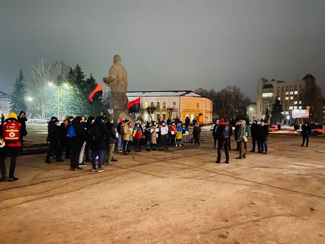 На акции в поддержку Стерненко в Житомире произошли столкновения 02