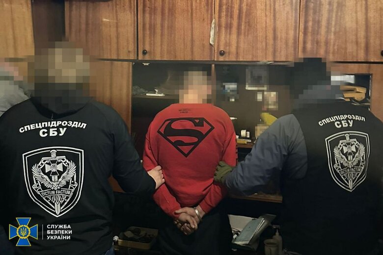 СБУ та Нацполіція затримали п'ятьох підпалювачів релейних шаф