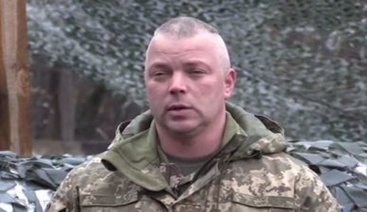 "Ніхто не збирається відхрещуватися від блакитних беретів. Це наша історія", - командувач ВДВ Забродський про зміни в десантних військах. ВIДЕО