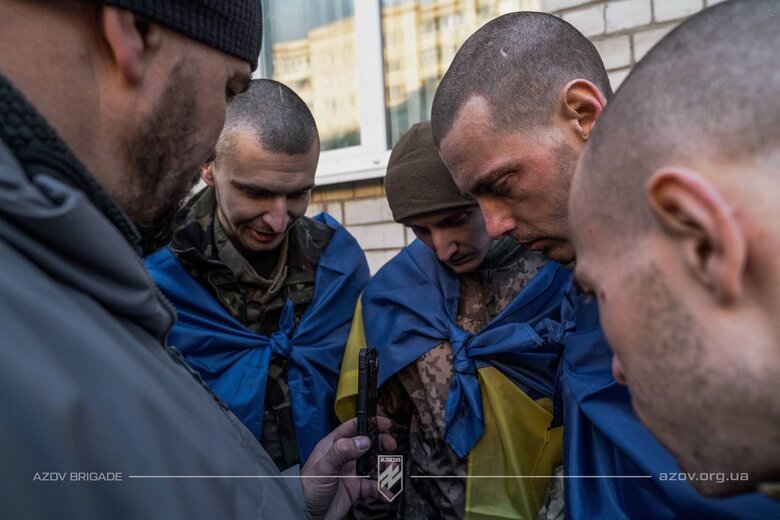 Обмен пленными 19 марта: Шесть бойцов Азова вернула Украина