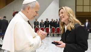 Мелони отреагировала на выпады Трампа против Папы Римского