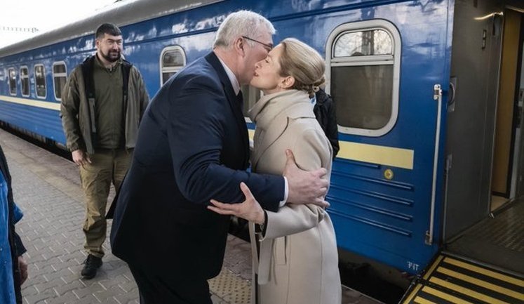 Каллас в Киеве: Европа рядом с вами. Мы и в дальнейшем будем оказывать военную, финансовую, энергетическую и гуманитарную поддержку