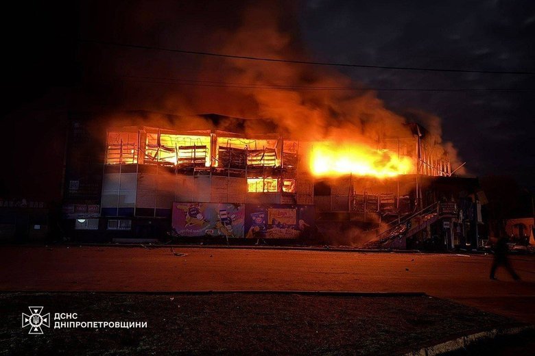 Обстріли Дніпропетровщини: є загиблий і поранені, серед них дитина