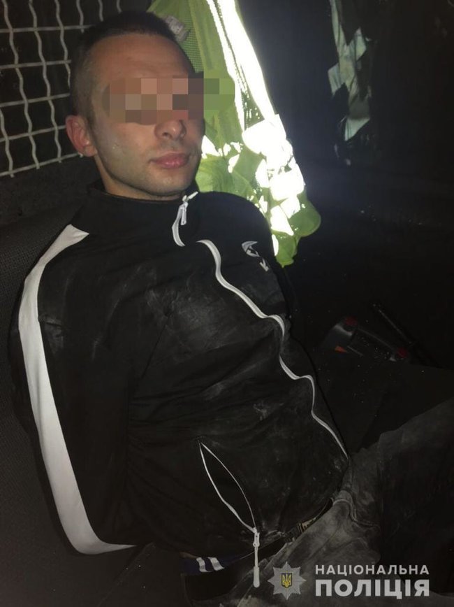 Мужчина похитил 4-летнюю девочку на заправке в Борисполе, полиция его задержала 03