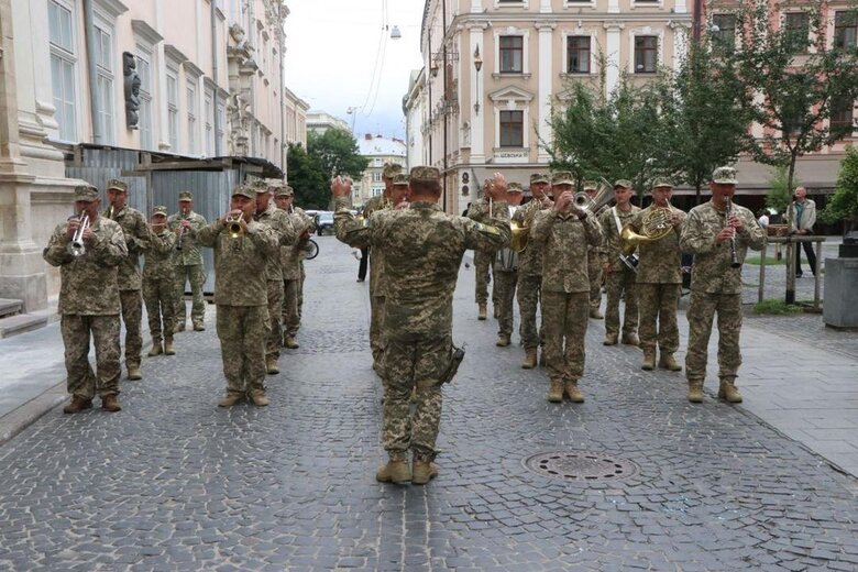 Львів прощається із загиблими Героями - Максимом Шамаровим та Романом Байщаком 05