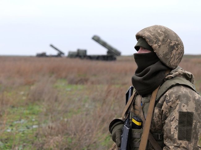 Ракетні підрозділи на Херсонщині навчалися знищувати противника за допомогою Смерчів, - командування ОС 03