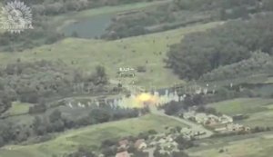 MiG-29 fighter crews blew up Russian logistics crossing over river. VIDEO