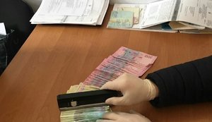 Нацбанк обязал банки менять правоохранителям банкноты с надписью "взятка" на новые