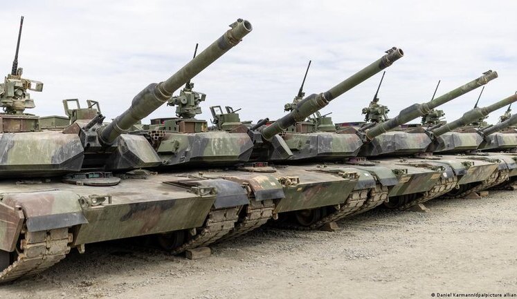 Союзники підтвердили згоду на поставку Україні 321 важкого танка, - посол у Франції Омельченко