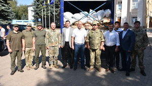 Латвія передала гуманітарну допомогу мешканцям Мар'їнки і Станиці Луганської