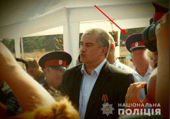 Поліція повідомила про підозру учаснику Самооборони Криму 02