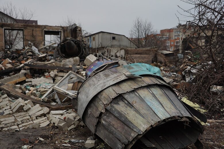 Летів дуже низько, очевидно, щоб не засікла протиповітряна оборона. Як прикордонники взяли в полон пілота-улюбленця путіна і асада 05 Летів дуже низько, очевидно, щоб не засікла протиповітряна оборона. Як прикордонники взяли в полон пілота-улюбленця путіна і асада 05
