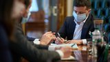 Zelenskyi signs banking law