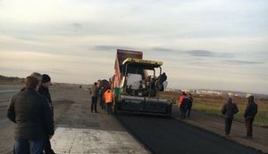 Аэропорт Запорожья отложил завершение ремонта взлетно-посадочной полосы