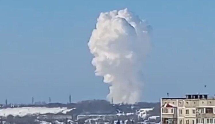 "Technological" explosion at Roscosmos defense plant in Altai Krai of Russian Federation. VIDEO