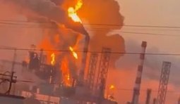 Дрони атакували Московський НПЗ та склади у Соф’їно