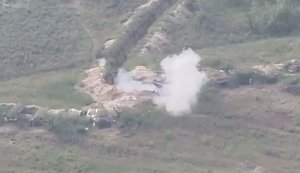 Прикордонники на Півдні знищили гармату Д-30, технічне обладнання та позиції окупантів. ВIДЕО