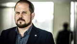 Колишній військовий медик зі США Давід Пластер: "Лозунг України - "Борітеся - поборете!", а Росії – "Сидітися бухатися!"