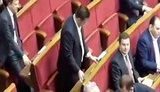 Нардеп от "Видродження" Яценко кнопкодавит в Раде: проголосовал за себя и пятерых коллег. ВИДЕО